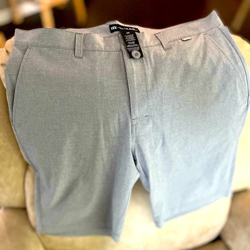 Light grey Travis Matthew shorts